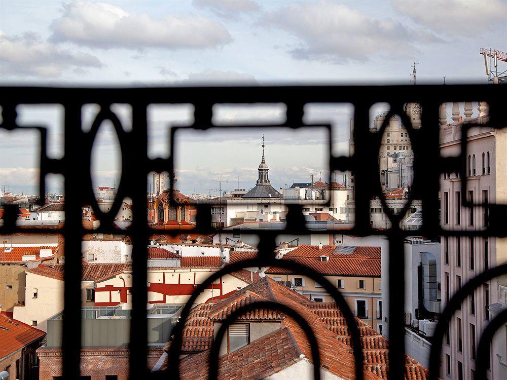 Hostal Besaya Madrid Exterior foto